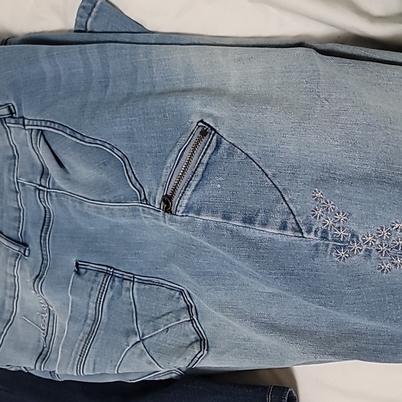 2 pairs of jeans size 12 - Picture 3 of 6